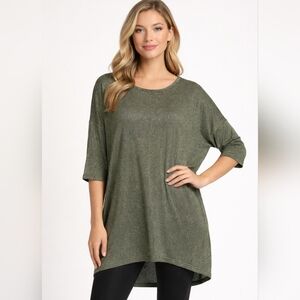 #598 Lularoes Elegant Irma Metallic Gold & Black Women's Top Sz S